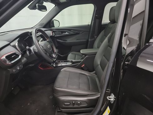Used 2021 Chevrolet TrailBlazer RS w/ Sun and Liftgate Package image 12