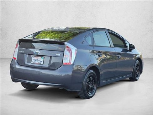 Used 2014 Toyota Prius Three FWD image 5