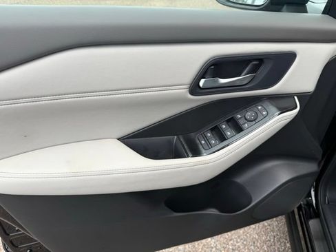 New 2026 Nissan Rogue Dark Armor FWD image 15
