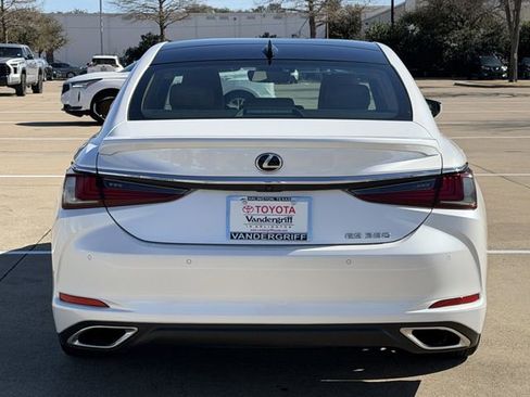 Used 2022 Lexus ES 350 Ultra Luxury w/ Accessory Package 2 image 5