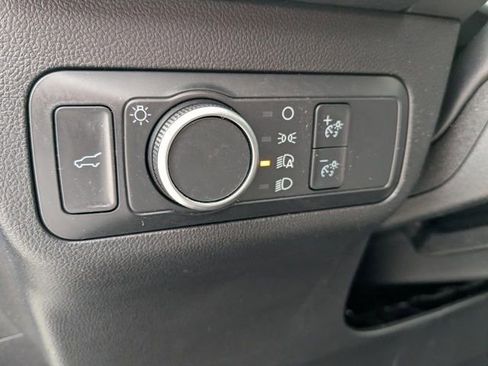 Used 2022 Ford Escape SE w/ Convenience Package AWD/4WD image 3
