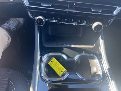 New 2026 Chevrolet Traverse LT w/ Driver Confidence Package image 27