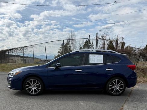 Used 2017 Subaru Impreza 2.0i Limited image 3