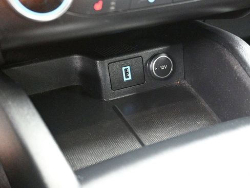 Used 2020 Ford Escape SEL image 18