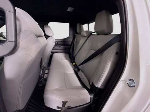 New 2025 Toyota Tacoma SR5 image 17