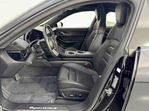 Used 2021 Porsche Taycan Turbo S image 17