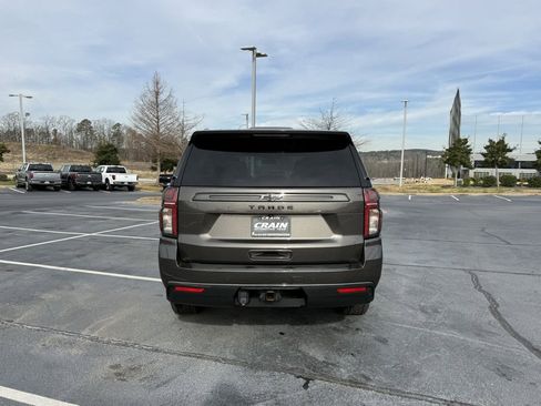 Used 2021 Chevrolet Tahoe Z71 w/ Z71 Signature Package image 6