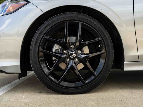 Used 2025 Honda Civic Sport image 14