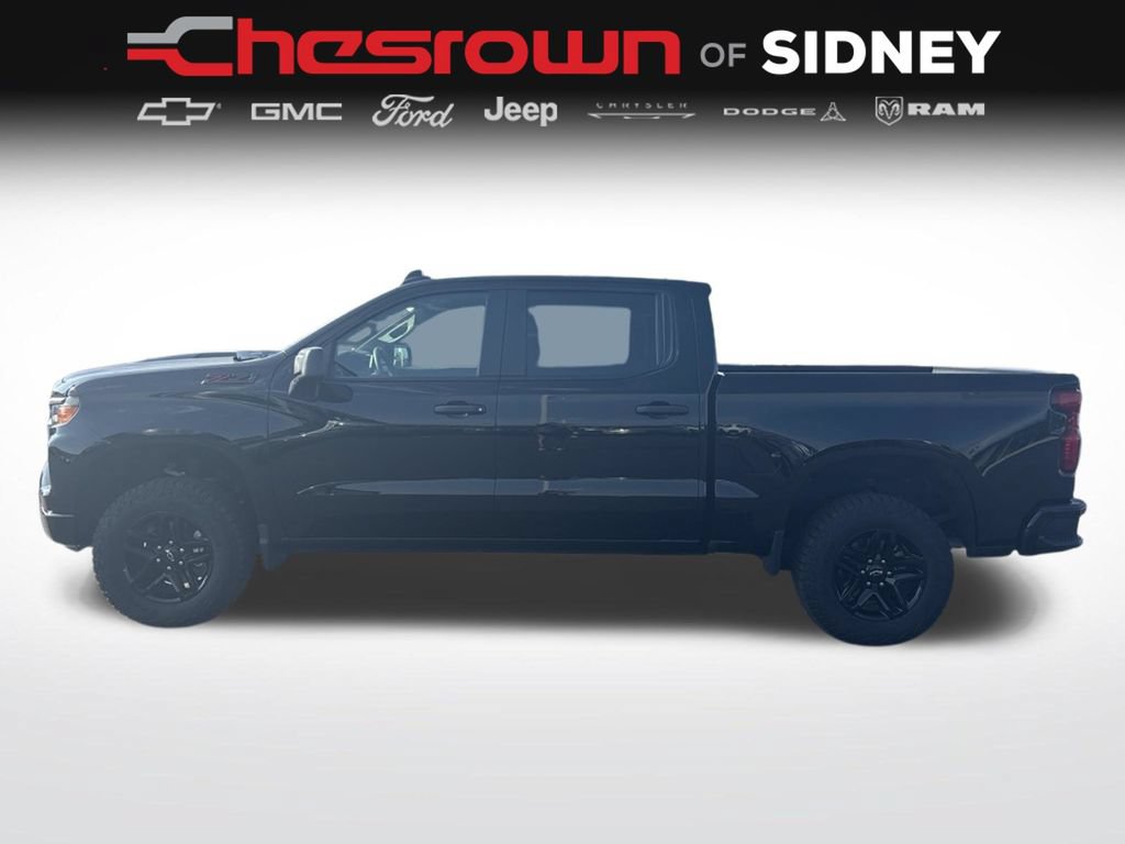 Used 2024 Chevrolet Silverado 1500 Custom Trail Boss AWD/4WD image 2