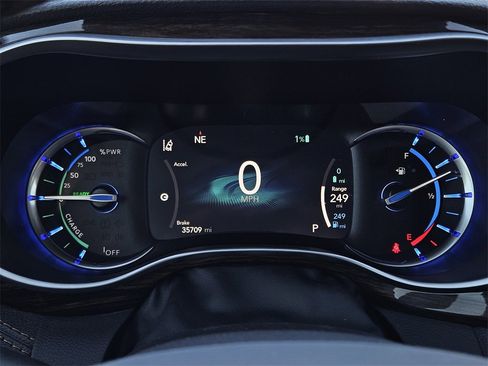 Used 2022 Chrysler Pacifica Pinnacle image 12