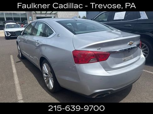 Used 2017 Chevrolet Impala Premier w/ Enhanced Convenience Package FWD image 3