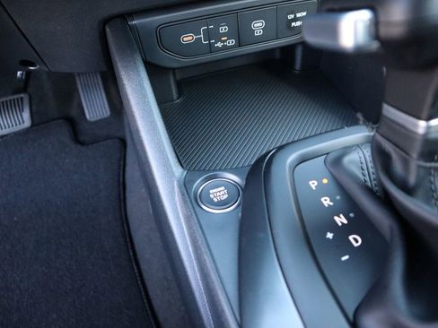 New 2025 Kia K4 LXS image 36