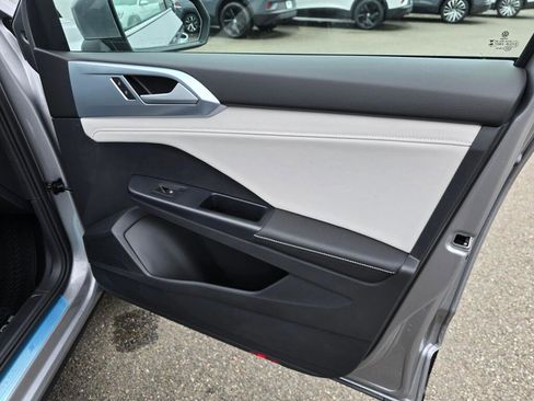 New 2026 Volkswagen Taos SE AWD/4WD image 41
