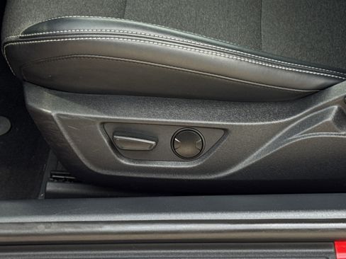 Used 2024 Ford Mustang Coupe image 11