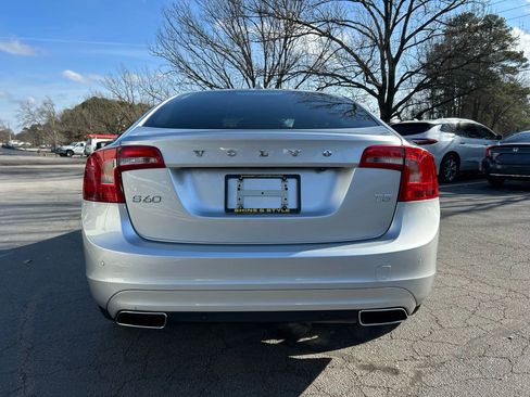 Used 2016 Volvo S60 T5 Premier w/ Convenience Package image 7