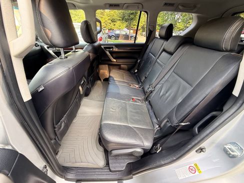 Used 2016 Lexus GX 460 w/ Premium Package AWD/4WD image 36