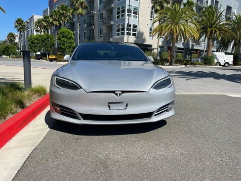 Used 2017 Tesla Model S 75 RWD image 2