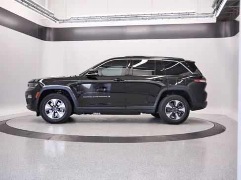 Used 2024 Jeep Grand Cherokee Limited 4xe image 47