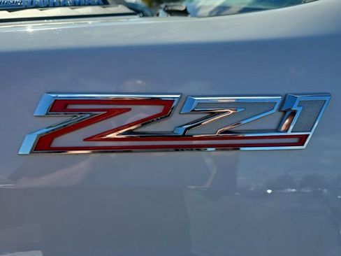 Used 2024 Chevrolet Silverado 2500 LT image 11