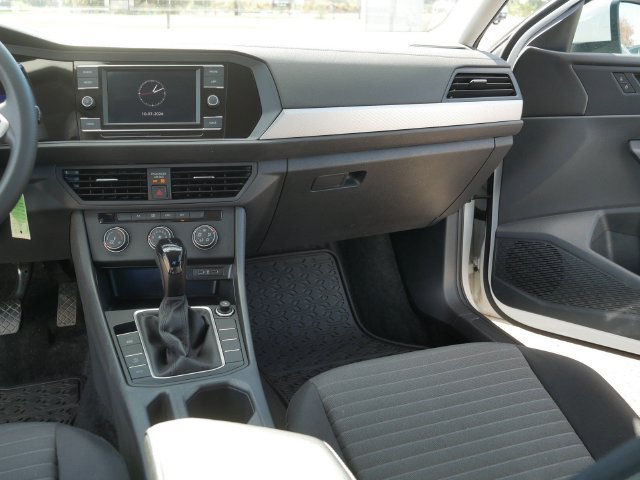 Certified 2023 Volkswagen Jetta S FWD image 23