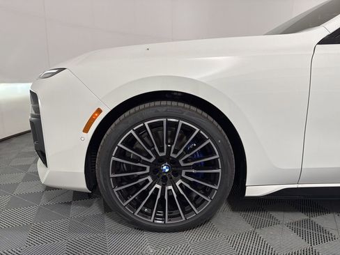 New 2025 BMW 760i xDrive 760i xDrive image 8