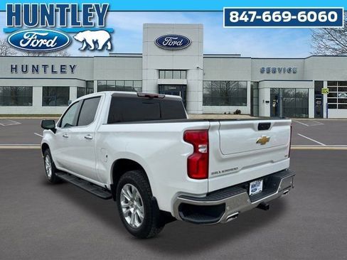 Used 2025 Chevrolet Silverado 1500 LTZ AWD/4WD image 6