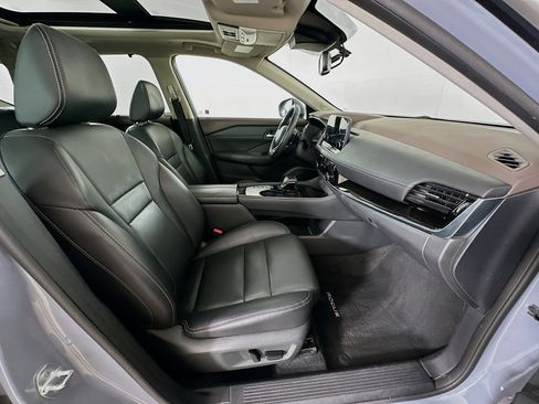 Used 2023 Nissan Rogue SL w/ SL Premium Package image 33