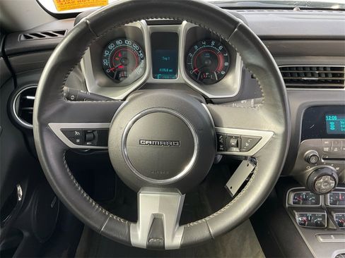 Used 2010 Chevrolet Camaro SS image 16