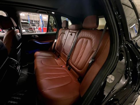 Used 2024 BMW X5 M60i image 19