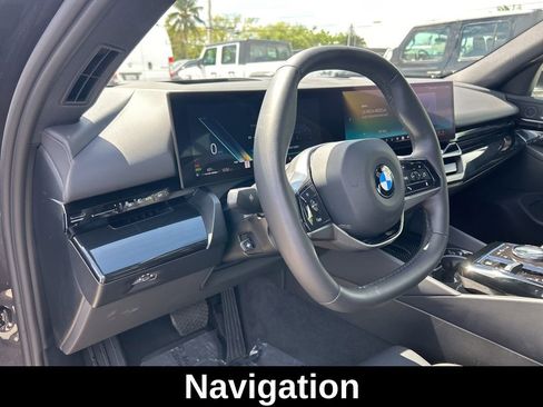 Used 2025 BMW 530i 530i image 13