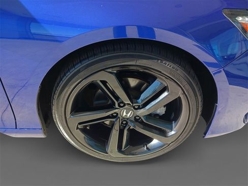 Used 2019 Honda Accord Sport image 16