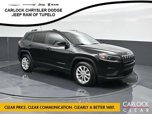 Used 2021 Jeep Cherokee Latitude FWD image 6