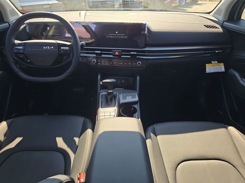 New 2026 Kia Sportage SX image 13