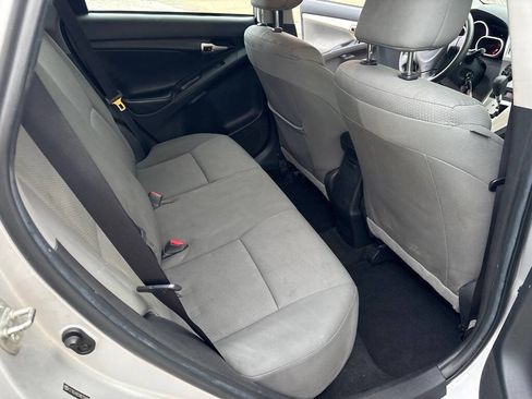 Used 2009 Toyota Matrix image 12