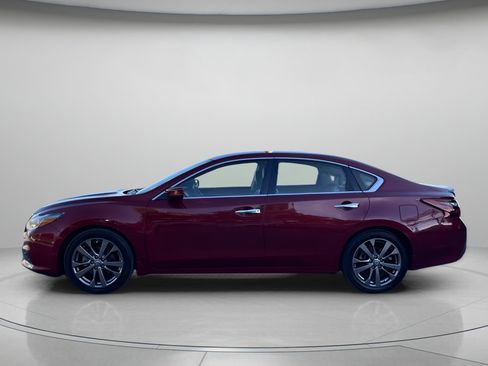 Used 2018 Nissan Altima 2.5 SR w/ SR Special Edition image 5