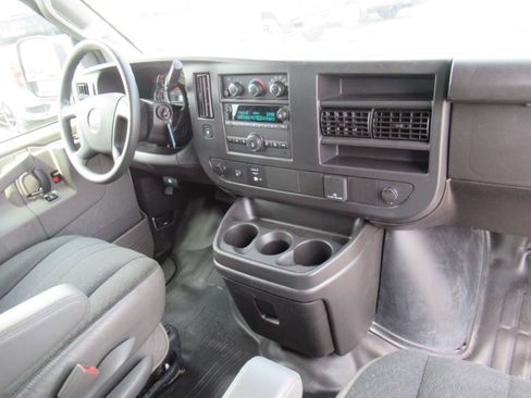 Used 2025 GMC Savana 2500 w/ Driver Convenience Package RWD image 13