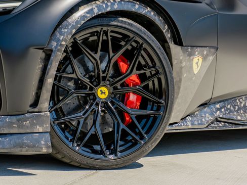 Used 2025 Ferrari Purosangue AWD/4WD image 25