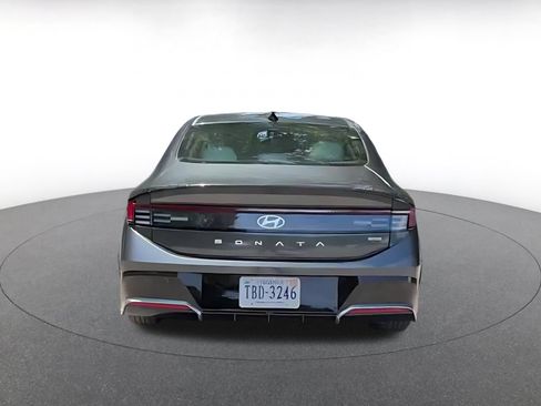 Used 2025 Hyundai Sonata SEL FWD image 10