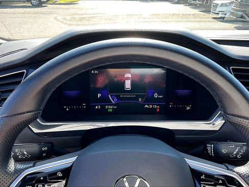 Certified 2023 Volkswagen Tiguan SE R-Line image 26