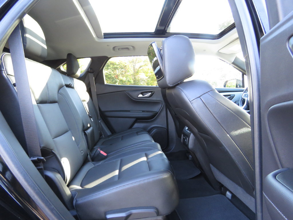 Used 2019 Chevrolet Blazer LT w/ Sun and Wheels Package AWD/4WD image 16