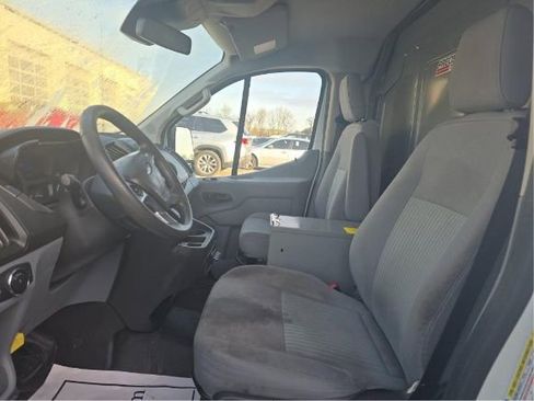 Used 2018 Ford Transit 250 148 Low Roof image 4