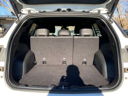 Used 2025 Jeep Compass Limited image 31