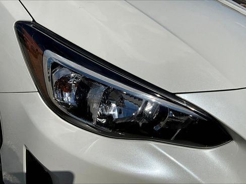 Used 2022 Subaru Crosstrek 2.0i Premium w/ Moonroof Package image 27