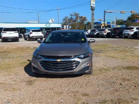 Certified 2024 Chevrolet Malibu LT image 3