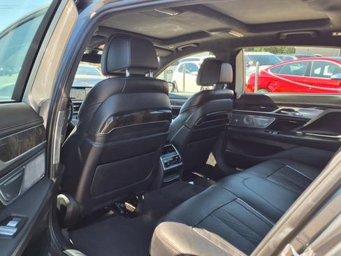 Used 2017 BMW 750i 750i image 21