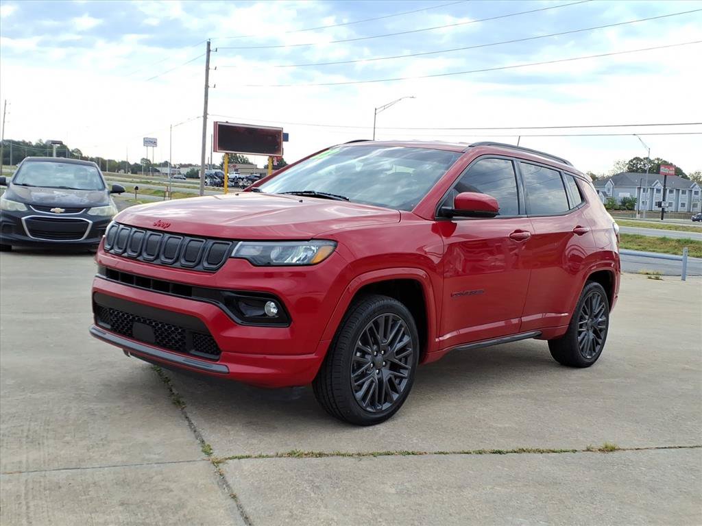 Used 2022 Jeep Compass Limited AWD/4WD image 2
