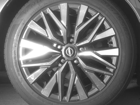 Used 2025 Nissan Altima 2.5 SV FWD image 15