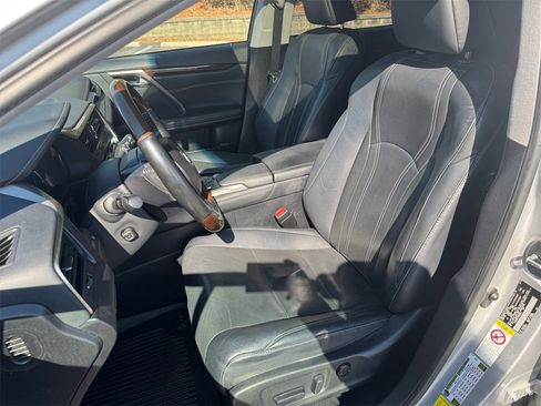 Used 2019 Lexus RX 350 AWD w/ Navigation Package image 17
