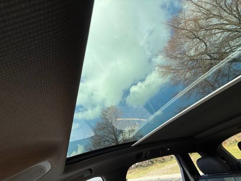 Used 2021 Audi Q7 3.0T Premium image 14