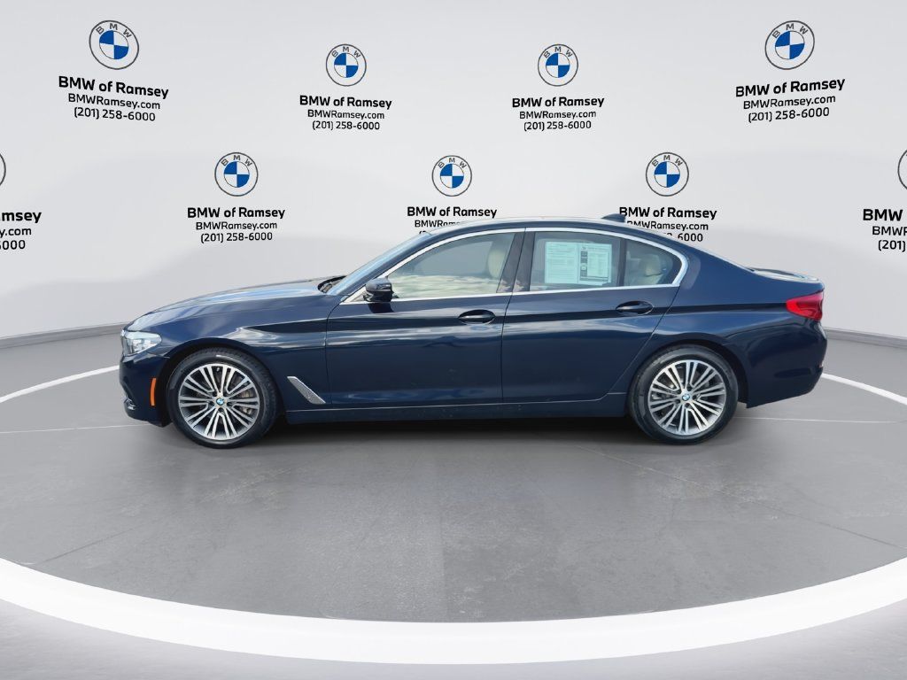 Used 2019 BMW 530i xDrive w/ Convenience Package AWD/4WD image 5